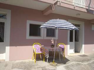 Апартаменты Old Fig Tree Holiday House Игало Апартаменты-40