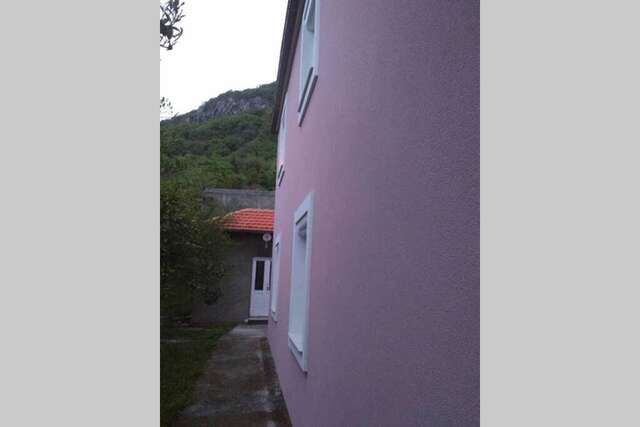 Апартаменты Old Fig Tree Holiday House Игало-39